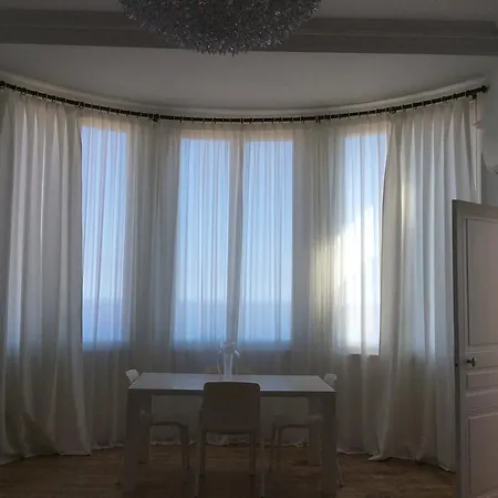 Riviera Palace Apartment